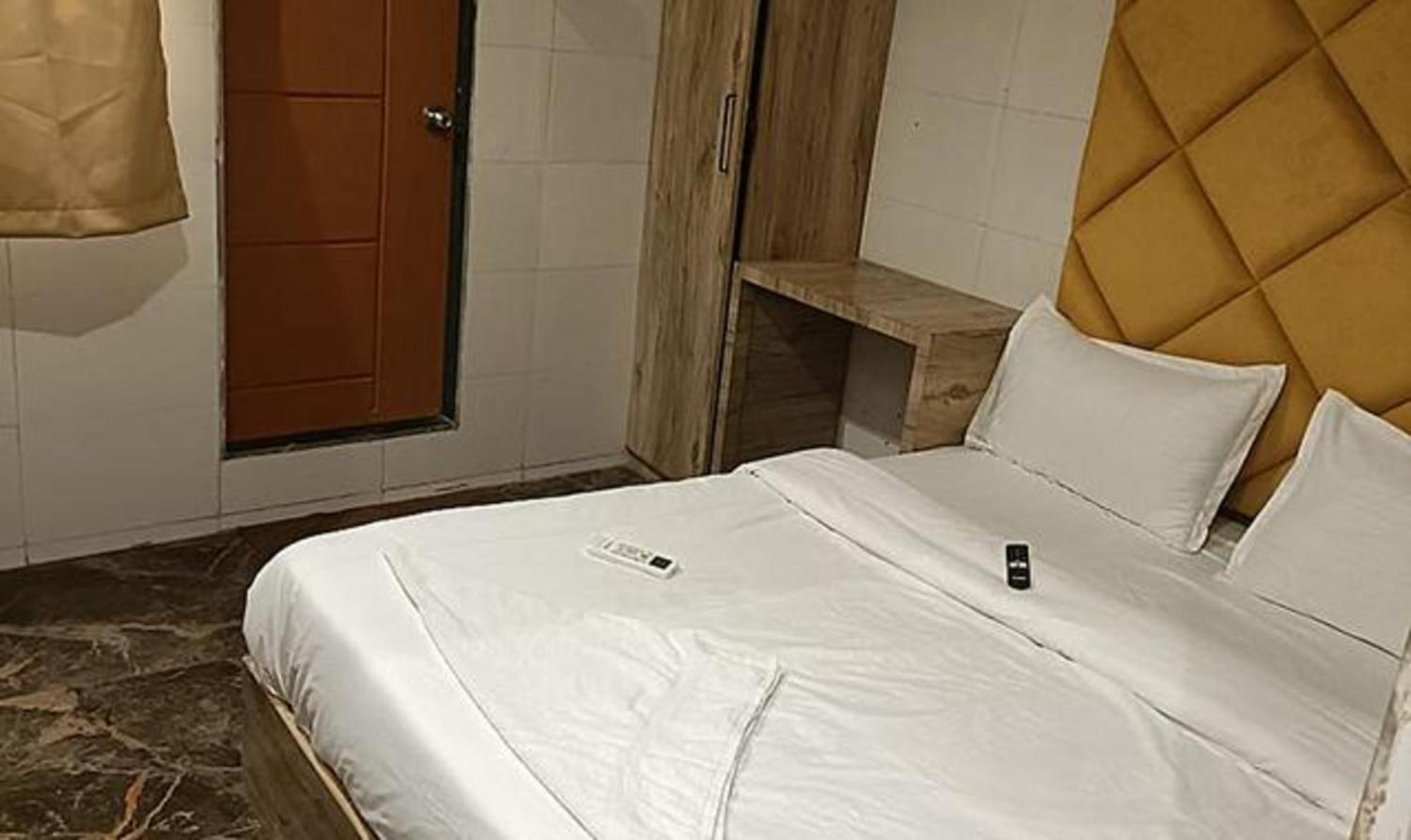 Fabhotel Platinum - Mumbai