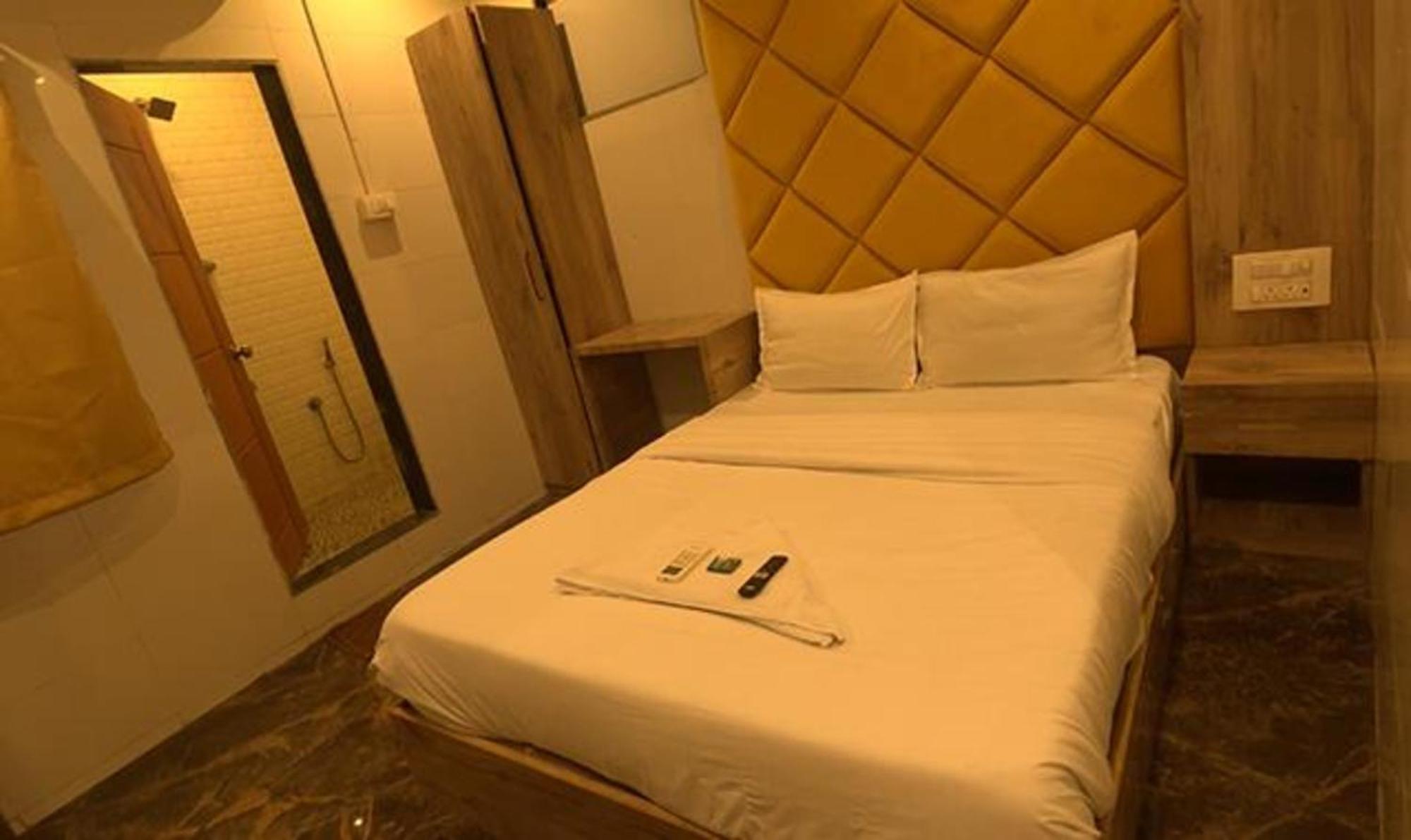 Fabhotel Platinum - Mumbai